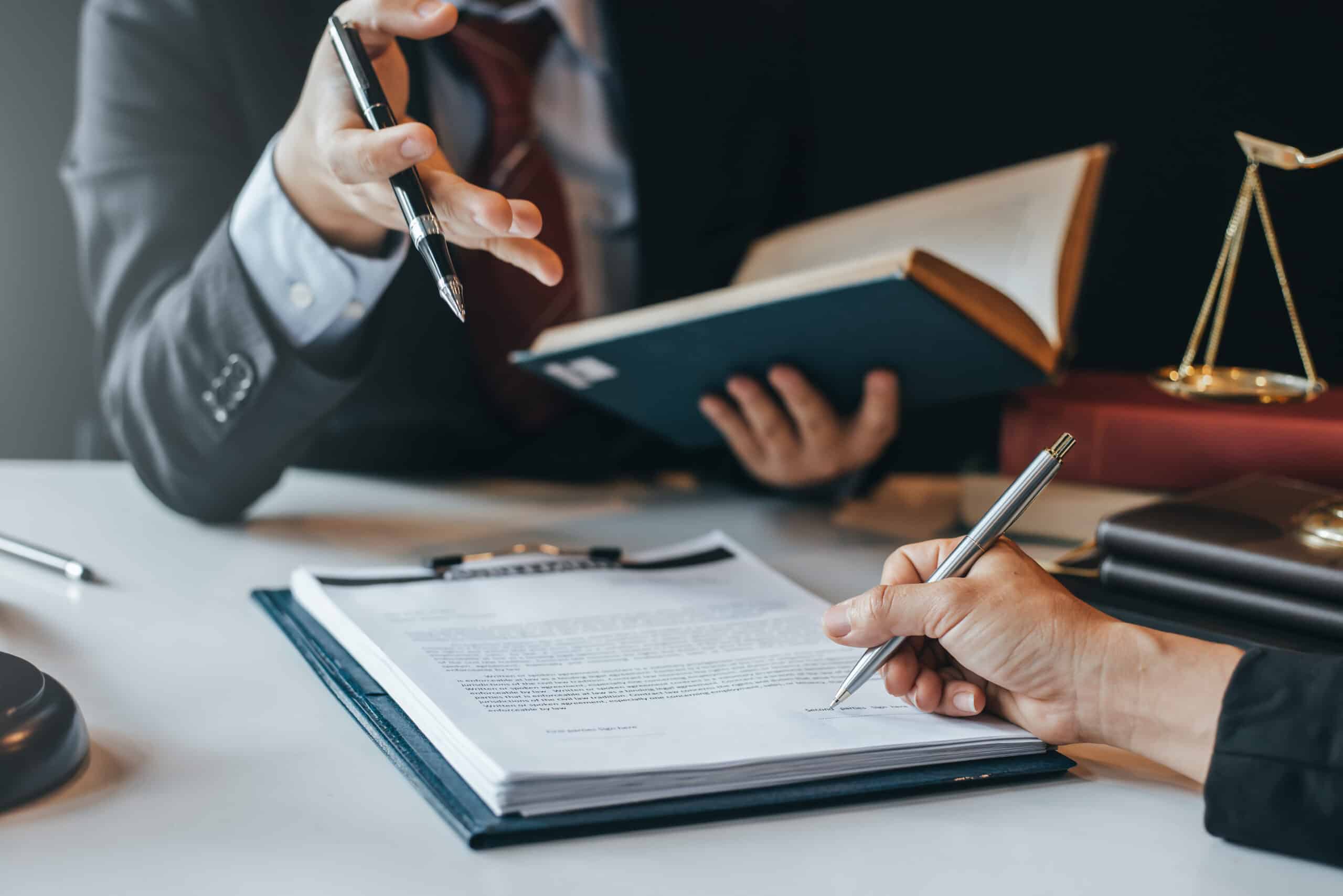 visualising Law firm digital transformation through LegalTech, data analytics, and systems integration.